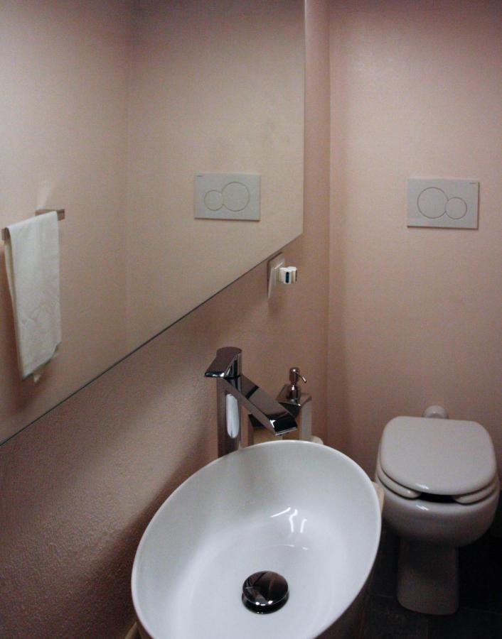 Bronzino Loft Apartment ฟลอเรนซ์ ภายนอก รูปภาพ
